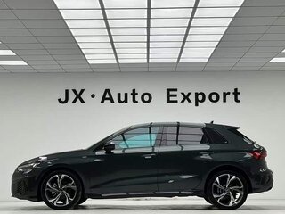 2022 Audi A3 Sportback 35 TFSI IV (8Y), зелёный, 2100000 рублей, вид 5
