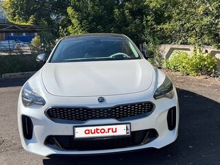 2020 Kia Stinger I Рестайлинг, белый, 3700000 рублей, вид 2
