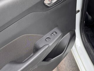 2019 Hyundai Solaris II, белый, 1520000 рублей, вид 4
