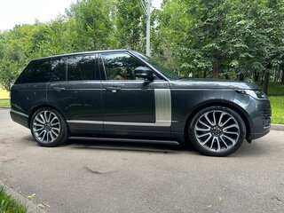 2021 Land Rover Range Rover IV Рестайлинг, серый, 8000000 рублей, вид 3