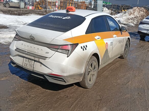 2023 Hyundai Elantra VII (CN7), белый - вид 3