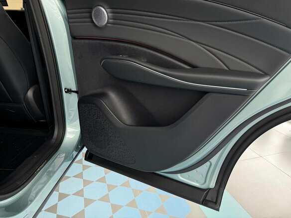 2026 Omoda C7, зелёный, 3099000 рублей - вид 7