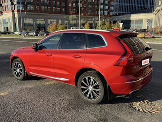 2021 Volvo XC60 II, красный, 4500000 рублей, вид 3