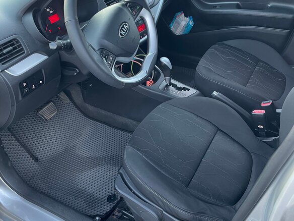 2012 Kia Picanto II, серебристый, 900000 рублей - вид 13