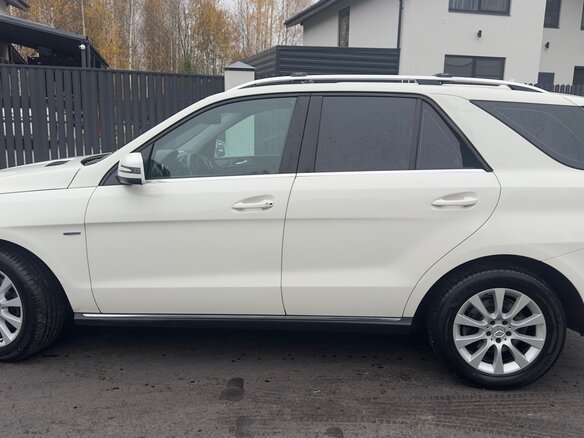 2012 Mercedes-Benz M-Класс 350 CDI III (W166), белый, 2100000 рублей - вид 2