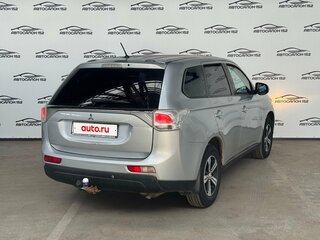 2012 Mitsubishi Outlander III, серебристый, 899000 рублей, вид 3