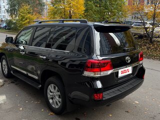 2016 Toyota Land Cruiser 200 Series Рестайлинг 2, чёрный, 7530000 рублей, вид 5