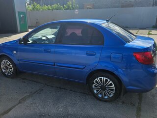 2010 Kia Rio II Рестайлинг, синий, 600000 рублей, вид 5