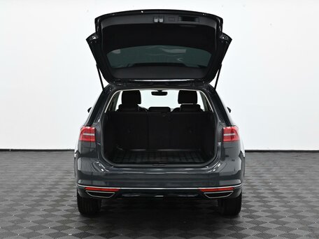 2017 Volkswagen Passat B8, серый, 1649000 рублей, вид 5