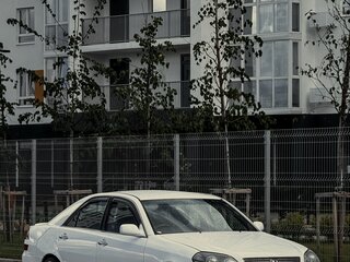 2000 Toyota Mark II IX (X110), белый, 700000 рублей, вид 1