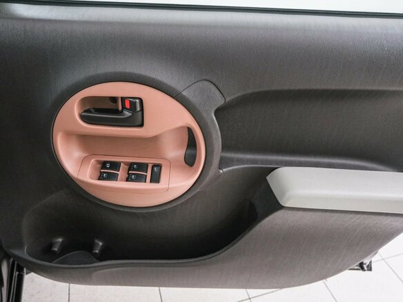 2011 Toyota Passo II (C30), красный, 669000 рублей - вид 17