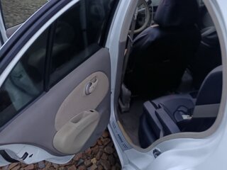 2006 Nissan March III (K12), белый, 230000 рублей, вид 5