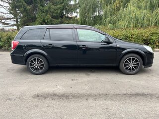 2011 Opel Astra H Рестайлинг, чёрный, 550000 рублей, вид 4