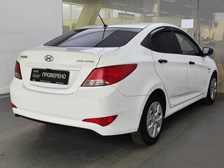 2015 Hyundai Solaris I Рестайлинг, белый, 960000 рублей, вид 5