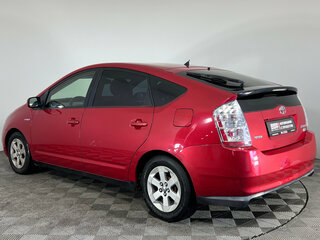 2008 Toyota Prius II Рестайлинг (XW20), красный, 830000 рублей, вид 4