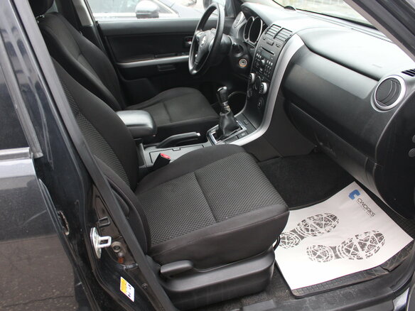 2011 Suzuki Grand Vitara II Рестайлинг, чёрный, 760000 рублей - вид 5
