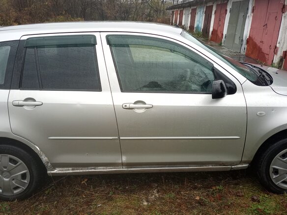 2003 Mazda Demio II (DY), серый, 130000 рублей - вид 1