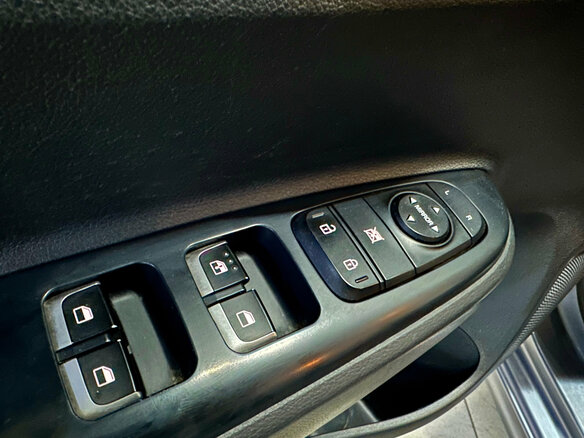 2018 Kia Rio IV, серый, 1199000 рублей - вид 15
