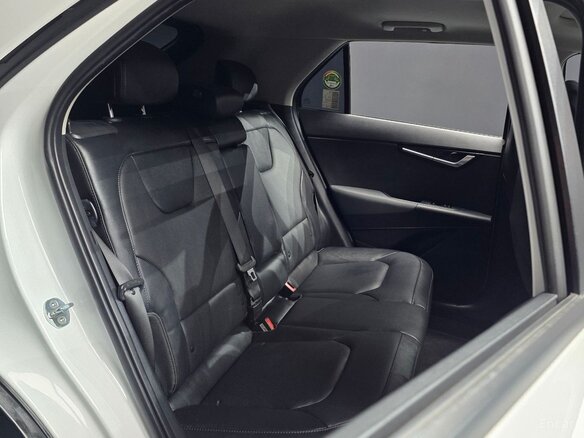 2023 Kia Niro II, белый, 2363000 рублей - вид 10