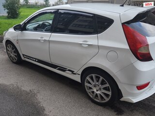 2011 Hyundai Solaris I, белый, 600000 рублей, вид 2