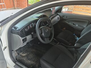 2010 Nissan Almera Classic I, белый, 580000 рублей, вид 4