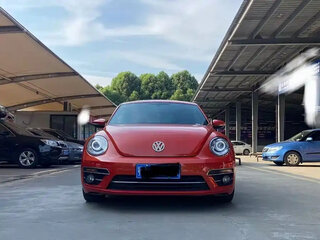 2017 Volkswagen Beetle II (A5), красный, 1281010 рублей, вид 2