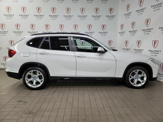 2013 BMW X1 20i I (E84) Рестайлинг, белый, 1119000 рублей, вид 4