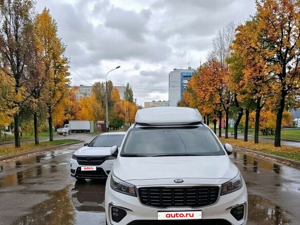 2019 Kia Carnival III, белый, 3560000 рублей - вид 2