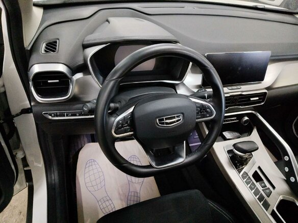 2023 Geely Coolray I, белый, 1665000 рублей - вид 5