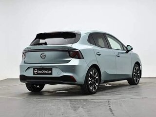 2026 MG 4 EV 53.95 kWh II, зелёный, 1930000 рублей, вид 3