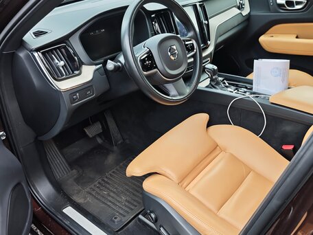 2019 Volvo XC60 II, коричневый, 3950000 рублей, вид 4