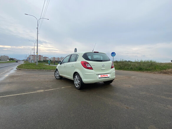 2011 Opel Corsa D Рестайлинг II, бежевый, 600000 рублей - вид 5