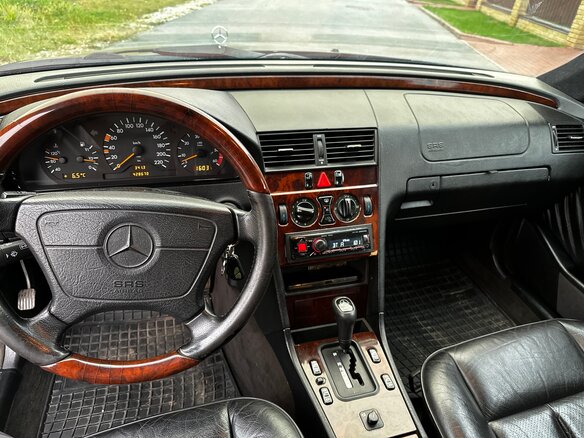 1994 Mercedes-Benz C-Класс 250 I (W202), чёрный, 600000 рублей - вид 14