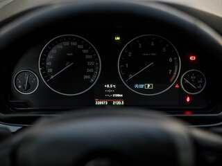 2013 BMW 5 серии 520i VI (F10/F11/F07), белый, 1470000 рублей, вид 5