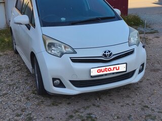 2010 Toyota Ractis II, белый, 1010000 рублей, вид 2