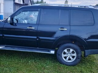 2008 Mitsubishi Pajero IV, чёрный, 1136000 рублей, вид 4