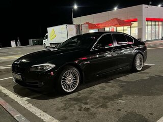 2012 BMW 5 серии 520d VI (F10/F11/F07), чёрный, 1750000 рублей, вид 2