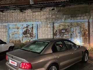 2002 Mitsubishi Galant VIII Рестайлинг, золотистый, 260000 рублей, вид 3