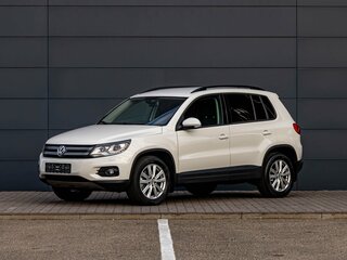 2012 Volkswagen Tiguan I Рестайлинг, белый, 1395000 рублей, вид 1