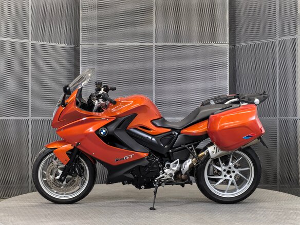 2013 BMW F 800 GT, оранжевый, 629000 рублей - вид 4