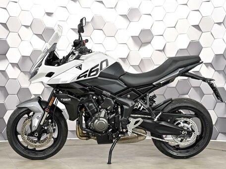 2025 Triumph Tiger Sport 660, белый, 999000 рублей, вид 4