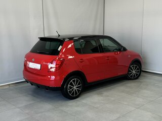 2014 Skoda Fabia II Рестайлинг, красный, 875000 рублей, вид 3