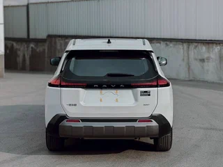 2026 Toyota RAV4 VI (XA60), белый, 4050000 рублей, вид 2