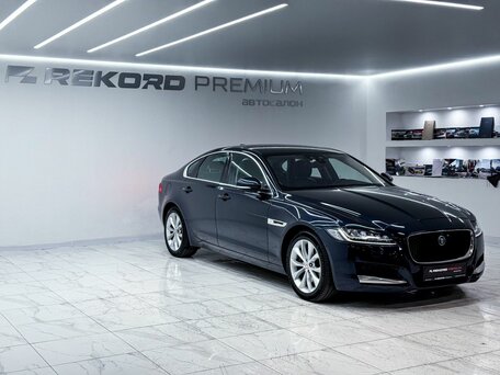 2020 Jaguar XF II, синий, 2550000 рублей, вид 2