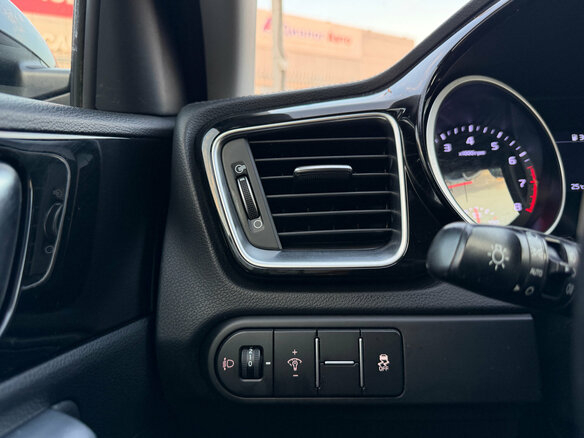 2018 Kia Ceed III, синий, 1450000 рублей - вид 14