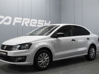2016 Volkswagen Polo V Рестайлинг, белый, 820000 рублей, вид 1