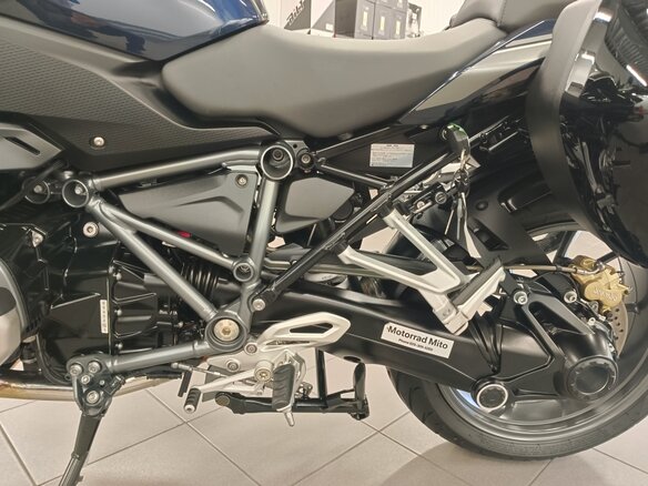 2019 BMW R 1250 RS, синий, 1250000 рублей - вид 17