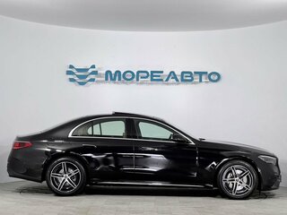 2025 Mercedes-Benz E-Класс 200 VI (W214, S214), чёрный, 7885000 рублей, вид 4