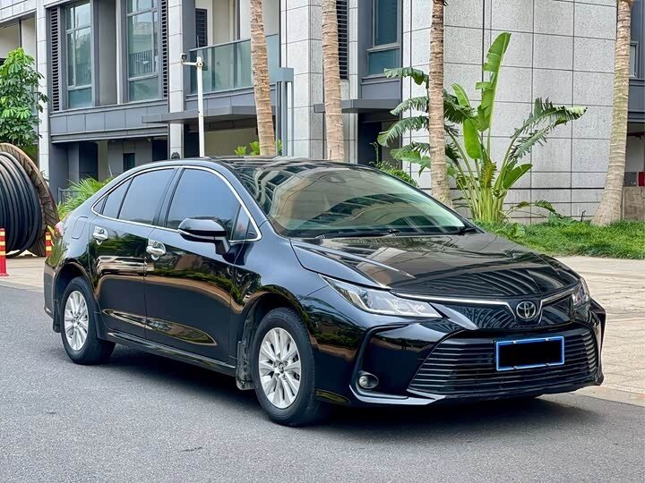 Открыть фотографии: Toyota Corolla XII (E210)