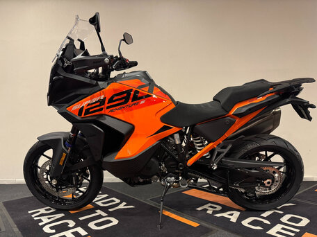 2024 KTM 1290 Super Adventure S, оранжевый, 1700000 рублей, вид 2